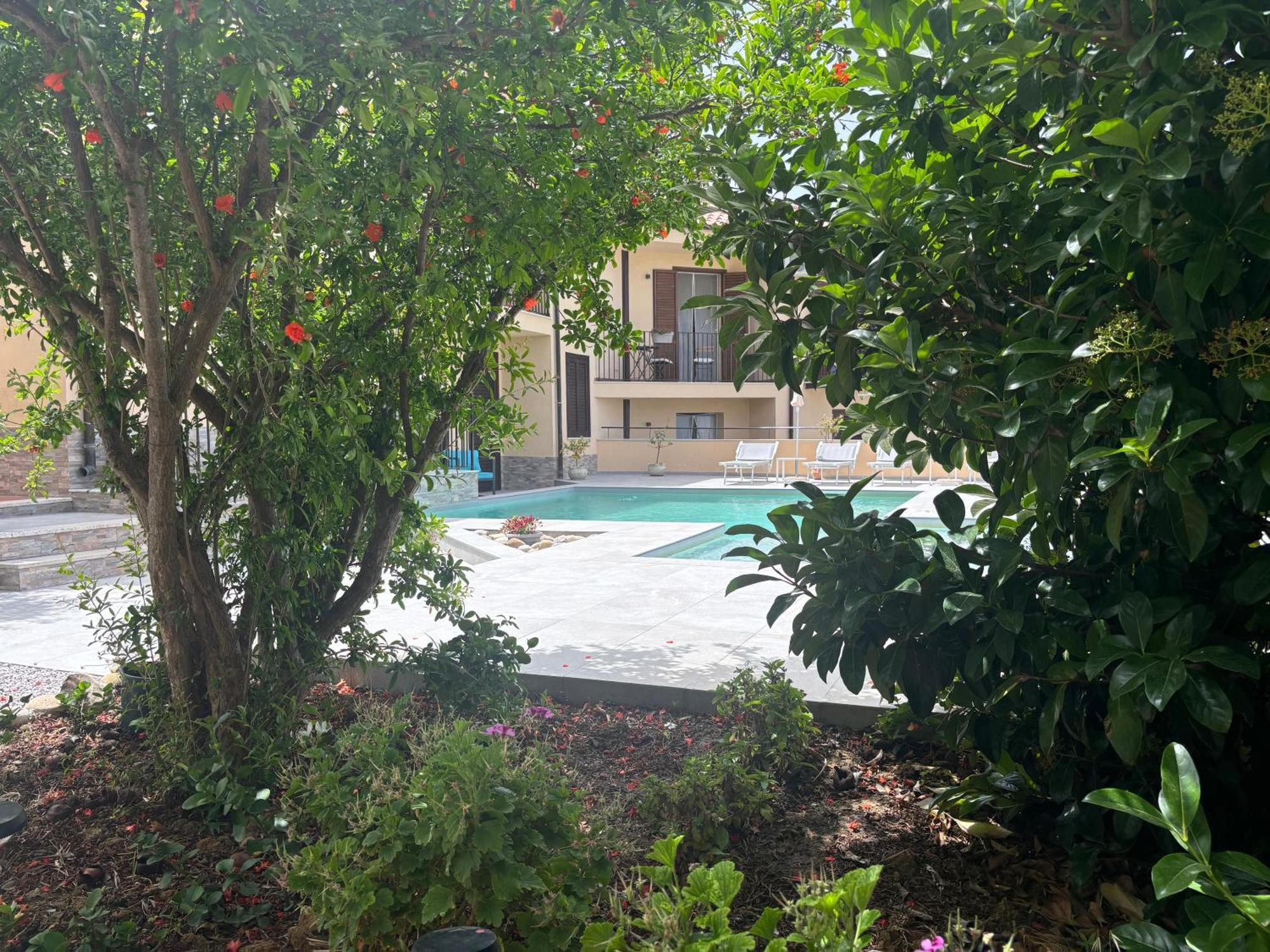 Casa Miraflores Чефалу Екстериор снимка